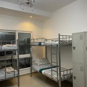بيت شباب Decent Boys In Center Of Bur Next To Burjuman Metro Station With Free Facilities, دبي