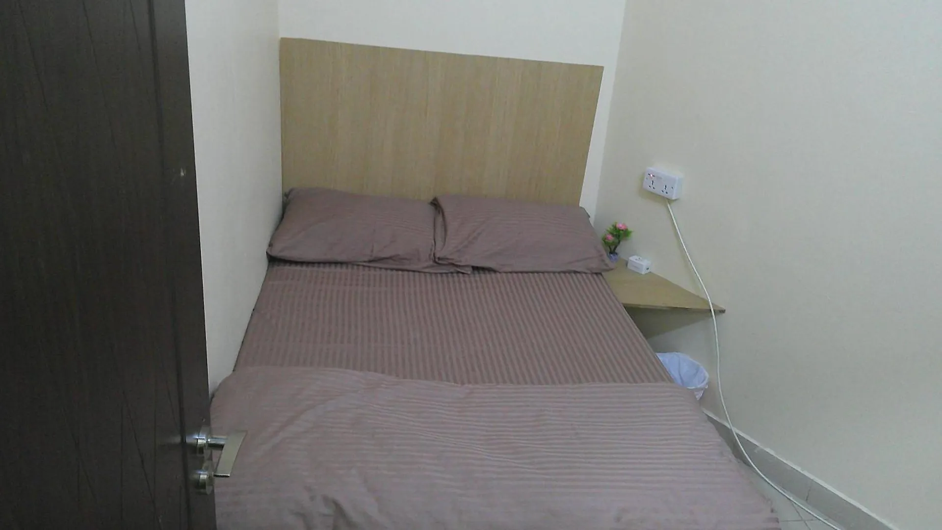 Herberg Ruby Star Budget Room With Shared Washroom Access 321 Dubai Verenigde Arabische Emiraten