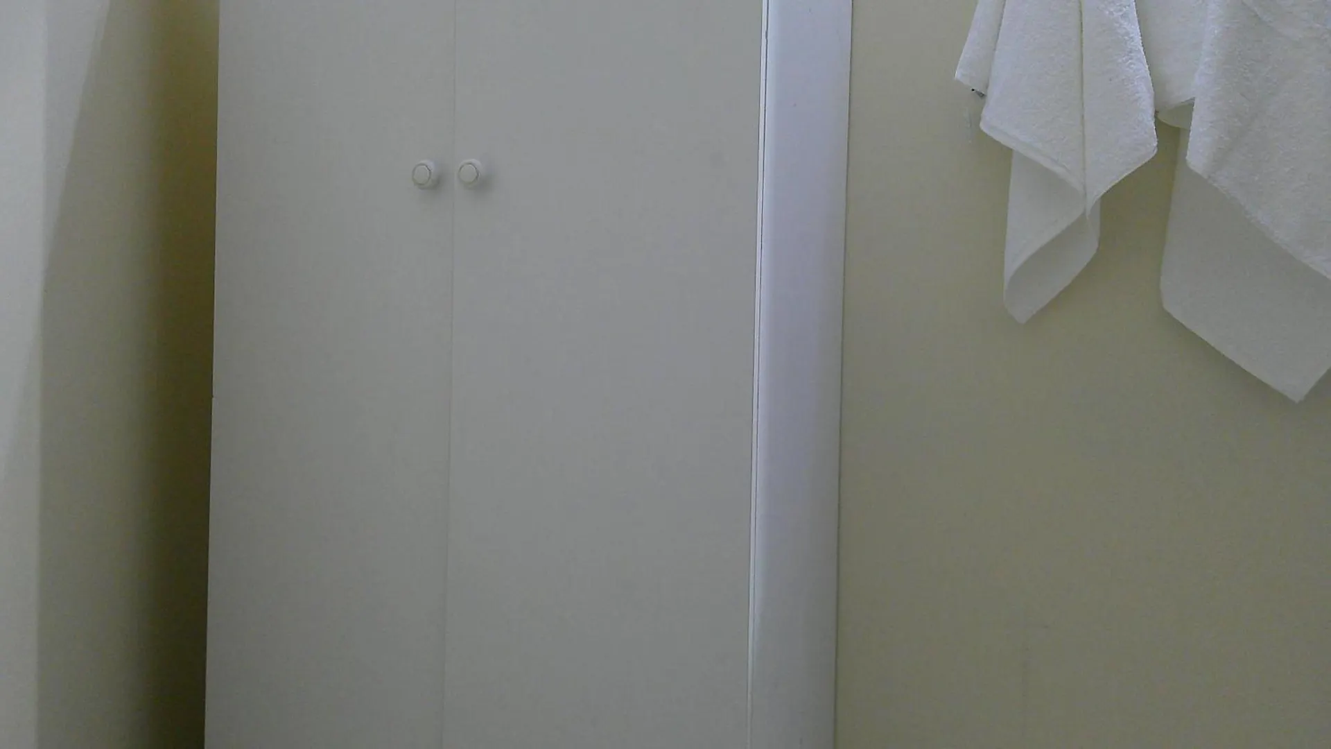 Ruby Star Budget Room With Shared Washroom Access 321 Dubai Herberg