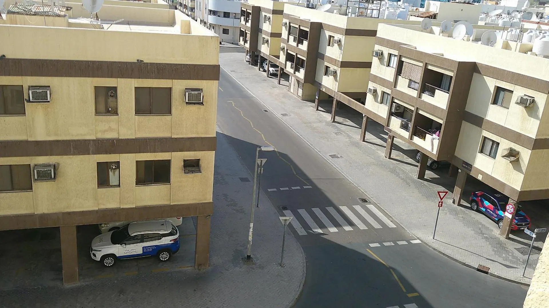 Ruby Star Budget Room With Shared Washroom Access 321 Dubai