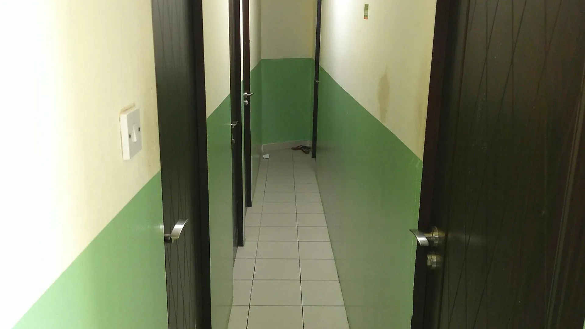 Ruby Star Budget Room With Shared Washroom Access 321 Dubai 0*,  Verenigde Arabische Emiraten