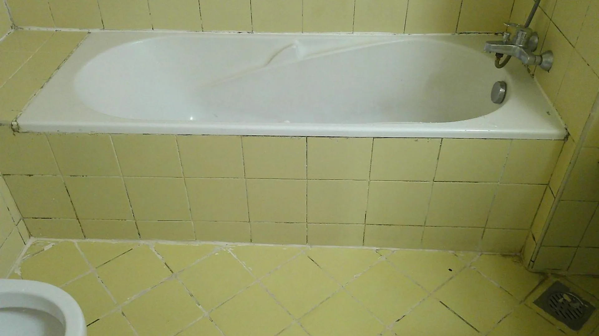 Inn Ruby Star Budget Room With Shared Washroom Access 321 Dubai