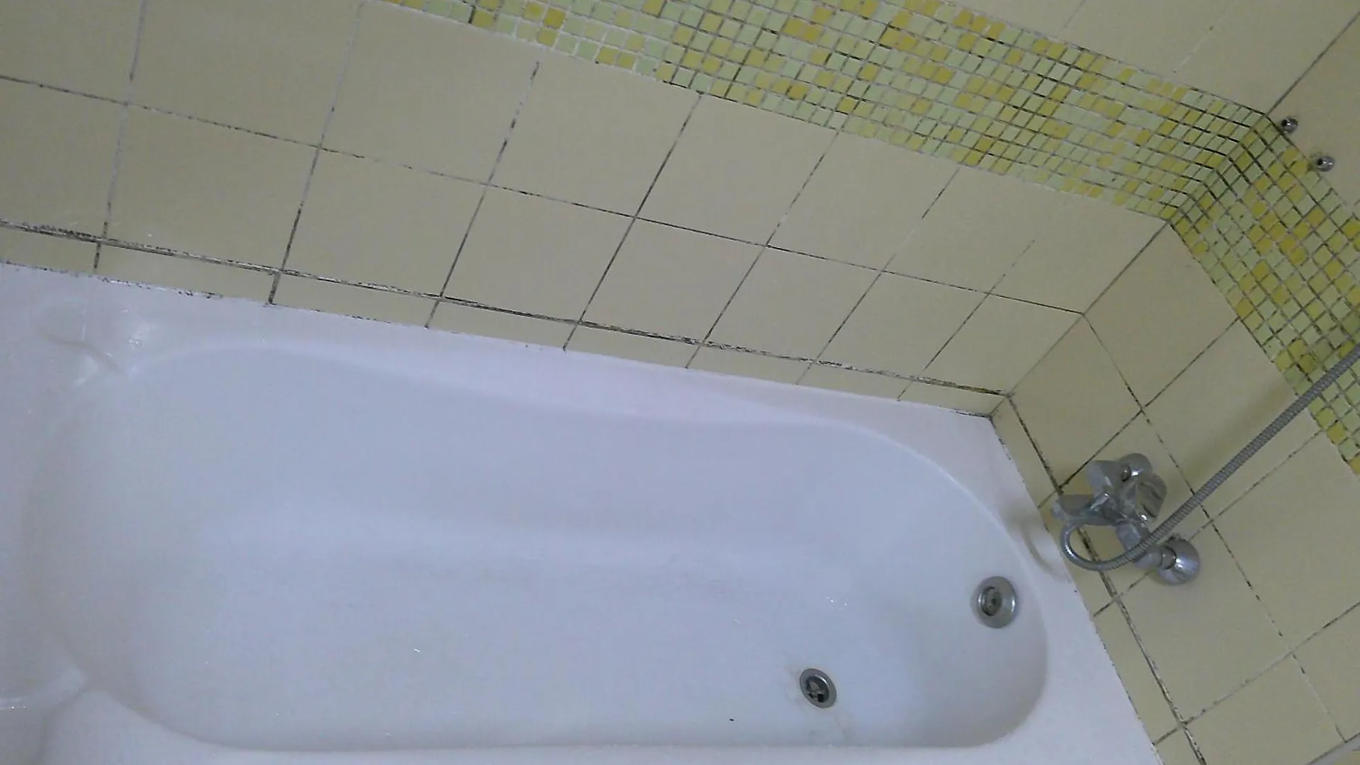 Ruby Star Budget Room With Shared Washroom Access 321 Dubai